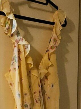 Victoria Secret Night Gown Golden Yellow with flowers size Large